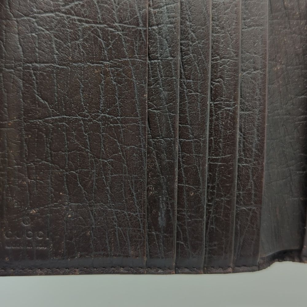 Gucci Tan and Brown Monogram Wallet - Picture 10 of 14